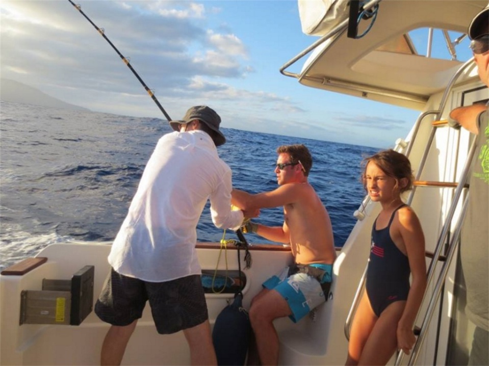 Tahiti Trip Fishing - 87 32 16 31 - sebastien.yves.boulay@mail.pf