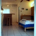 chambre - bar du studio kitchenette